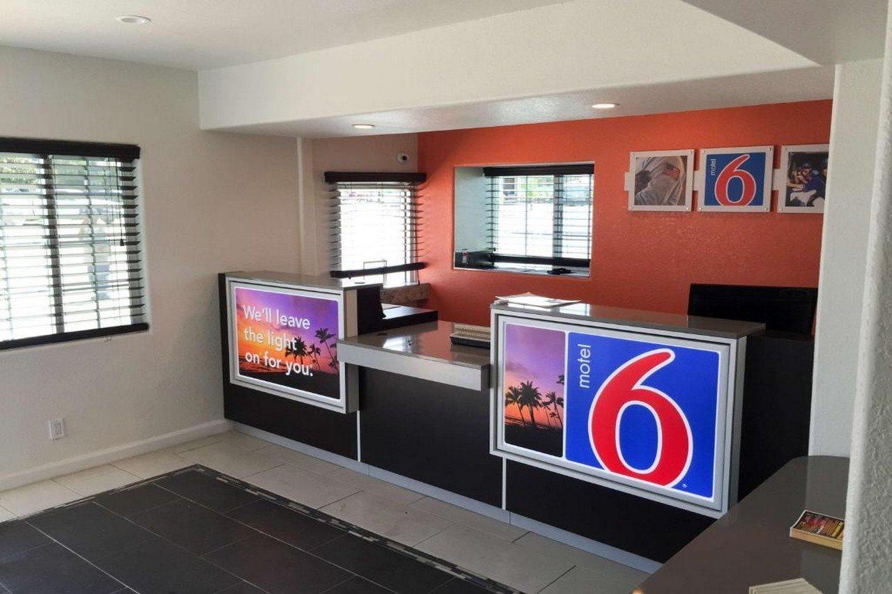 Motel 6-Delano, Ca ภายนอก รูปภาพ